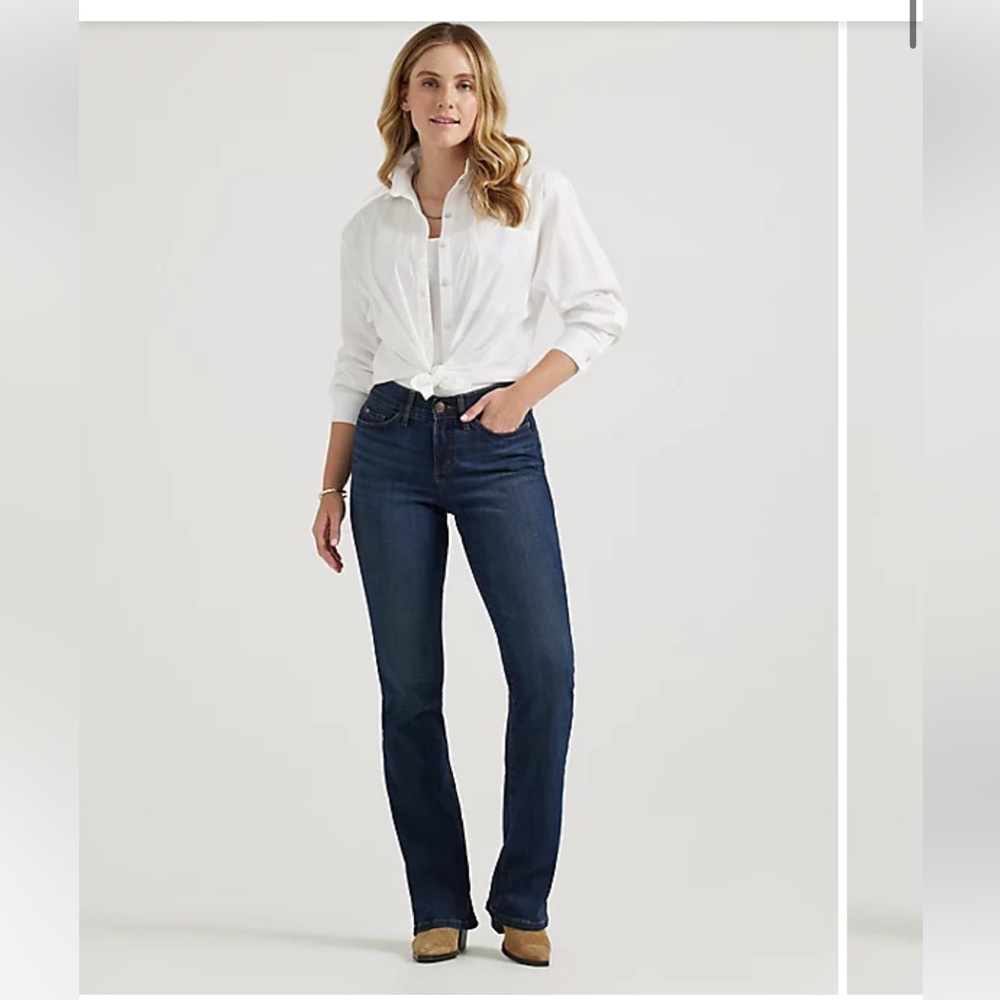 Lee Women's Bootcut Jeans in Dark Indigo